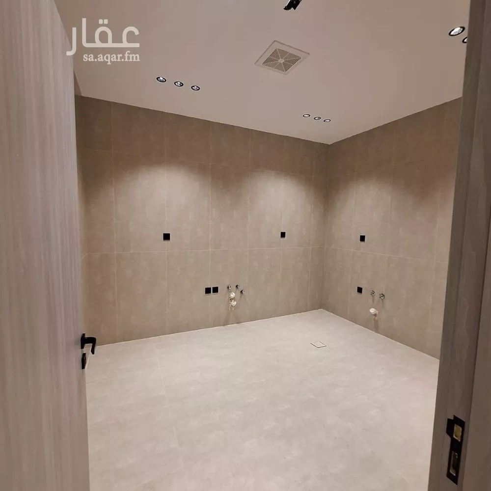 شقة 3 غرف في النزهة 4