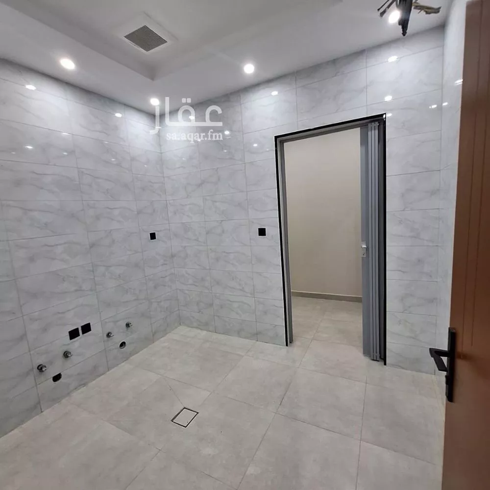 شقة 4 غرف في الصفا 4