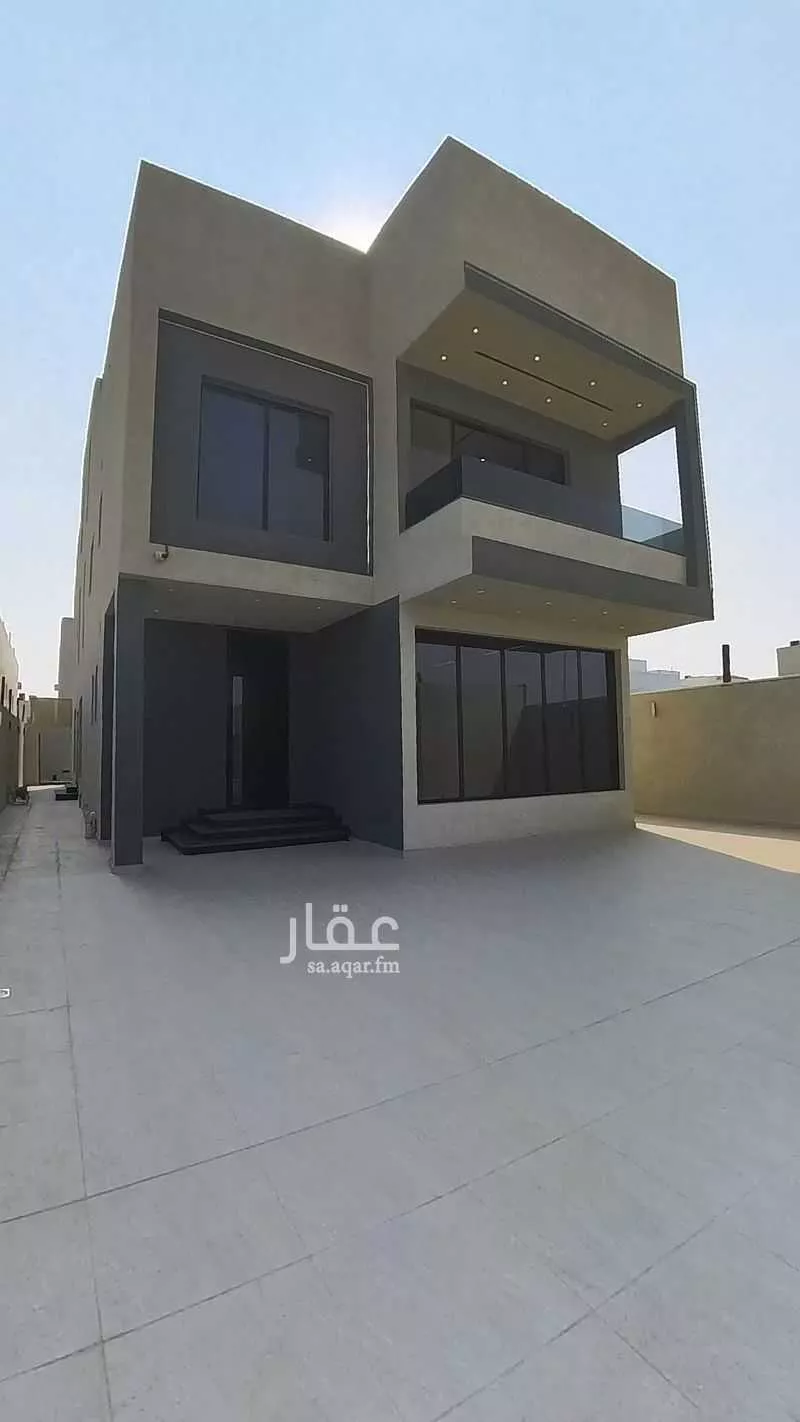 فيلا 7 غرف في اللؤلؤ 3