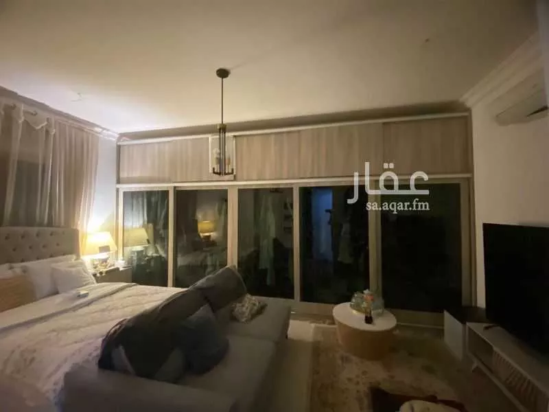 فيلا 7 غرف في العارض 5