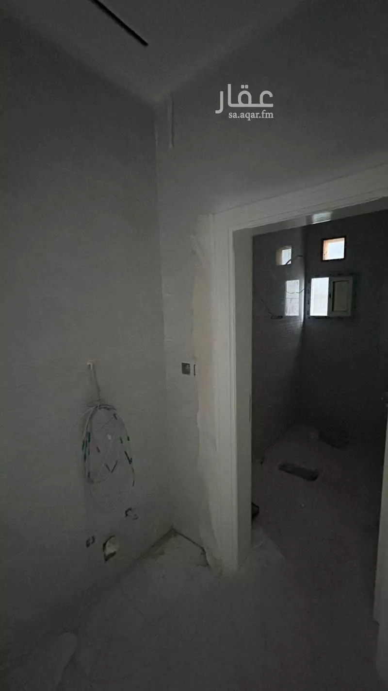 فيلا 9 غرف في الصفوة 5