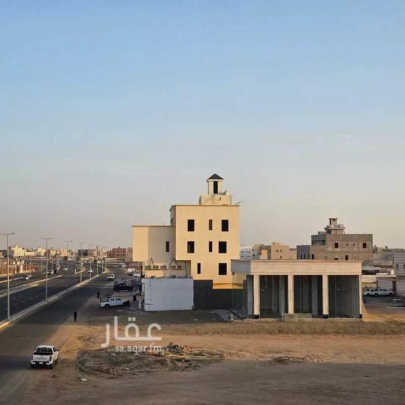 عمارة 620 م² في الزمرد 3