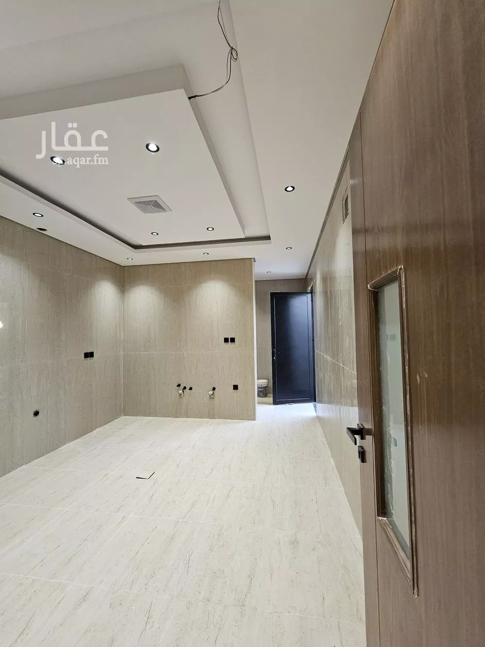 فيلا 6 غرف في ضاحية الملك فهد 4