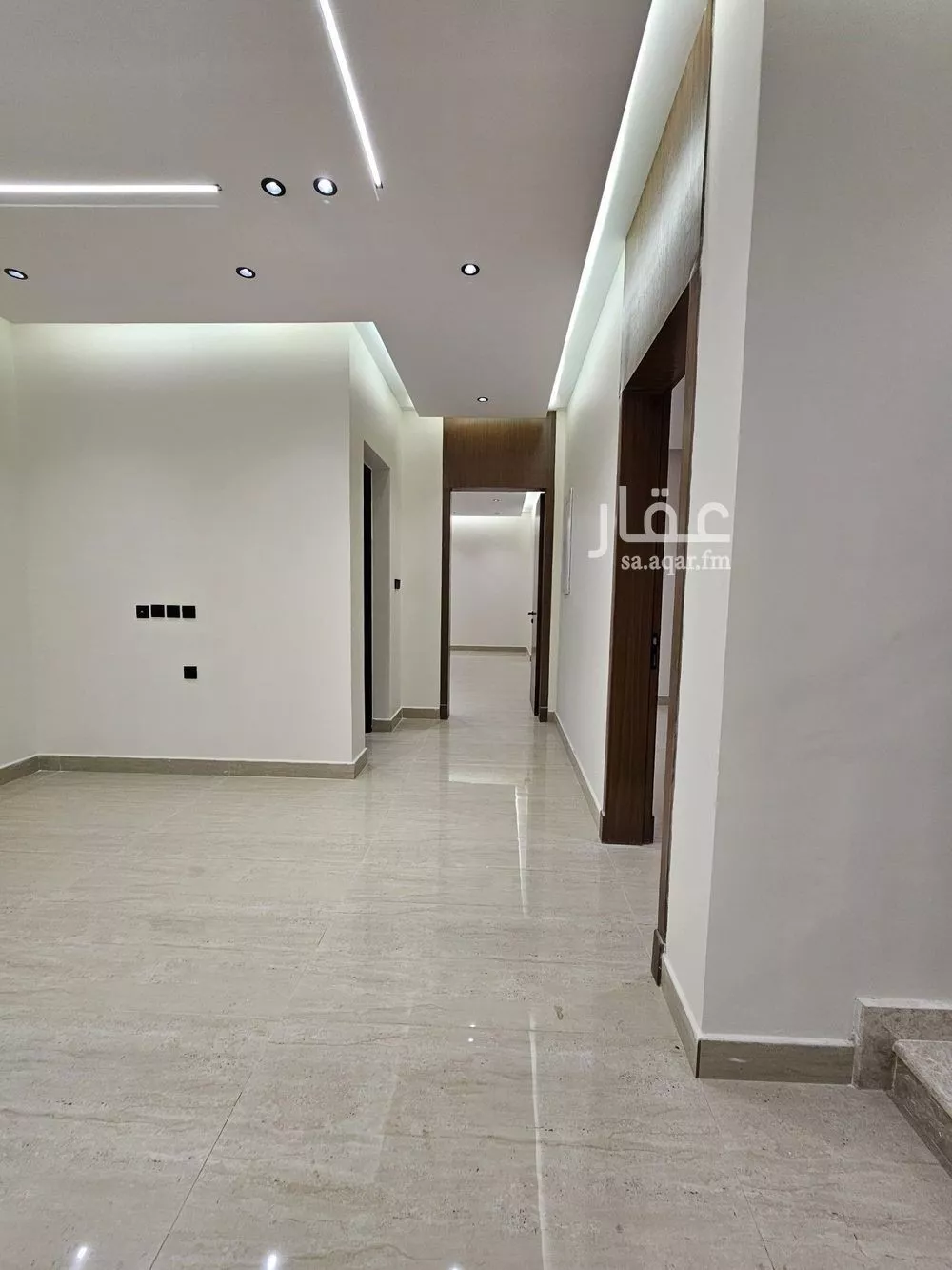 فيلا 6 غرف في ضاحية الملك فهد 5