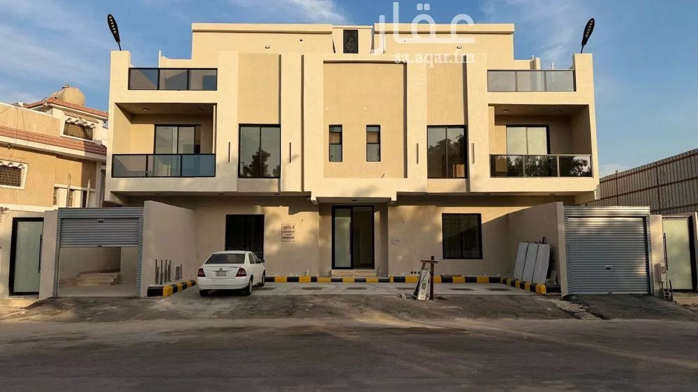 شقة 6 غرف في الامير محمد بن سعود 4