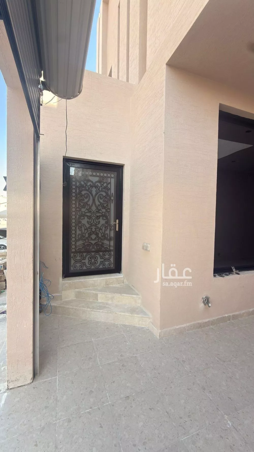 فيلا 6 غرف في طيبة 3