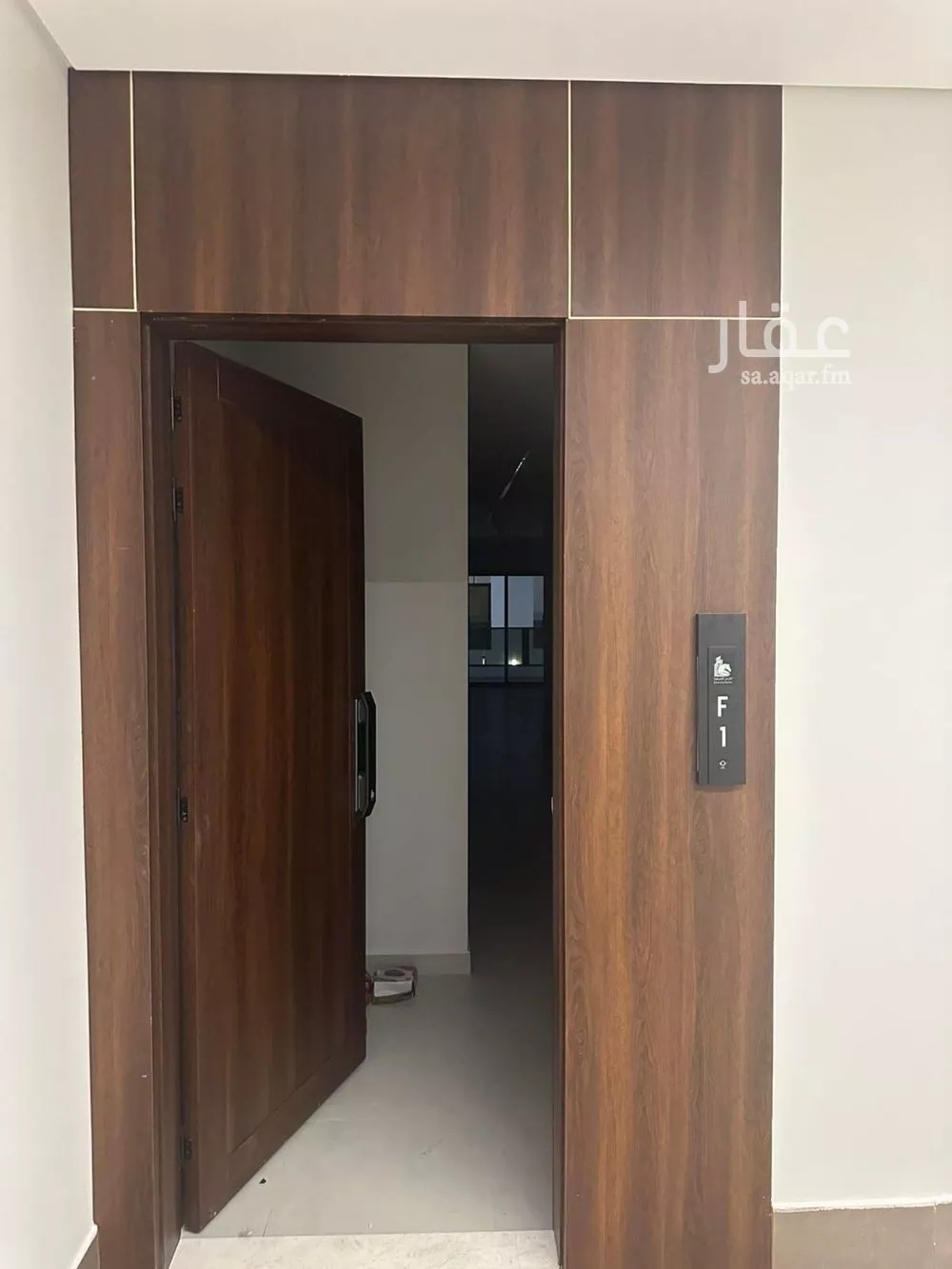 عمارة 136 م² في البحر 1