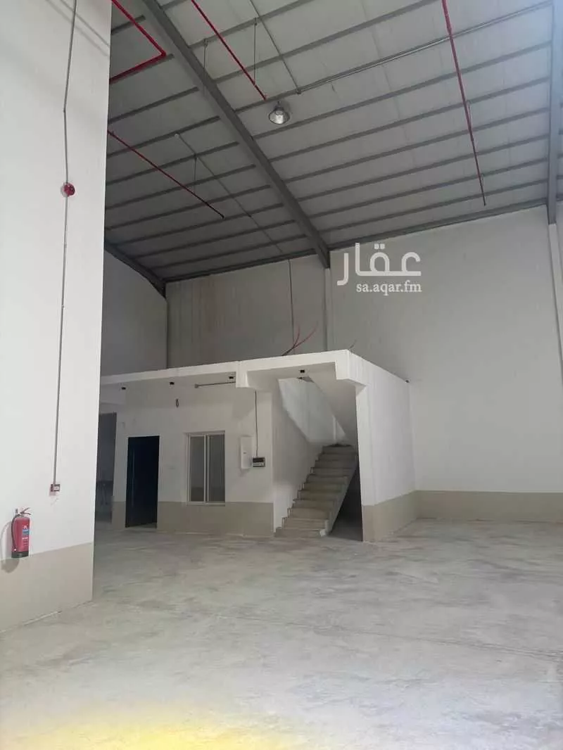 1050 sqm warehouse in An Nadhim 1