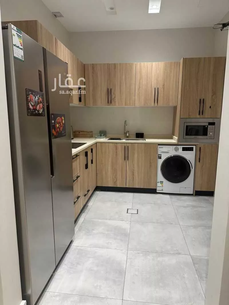 شقة 3 غرف في الملقا 4