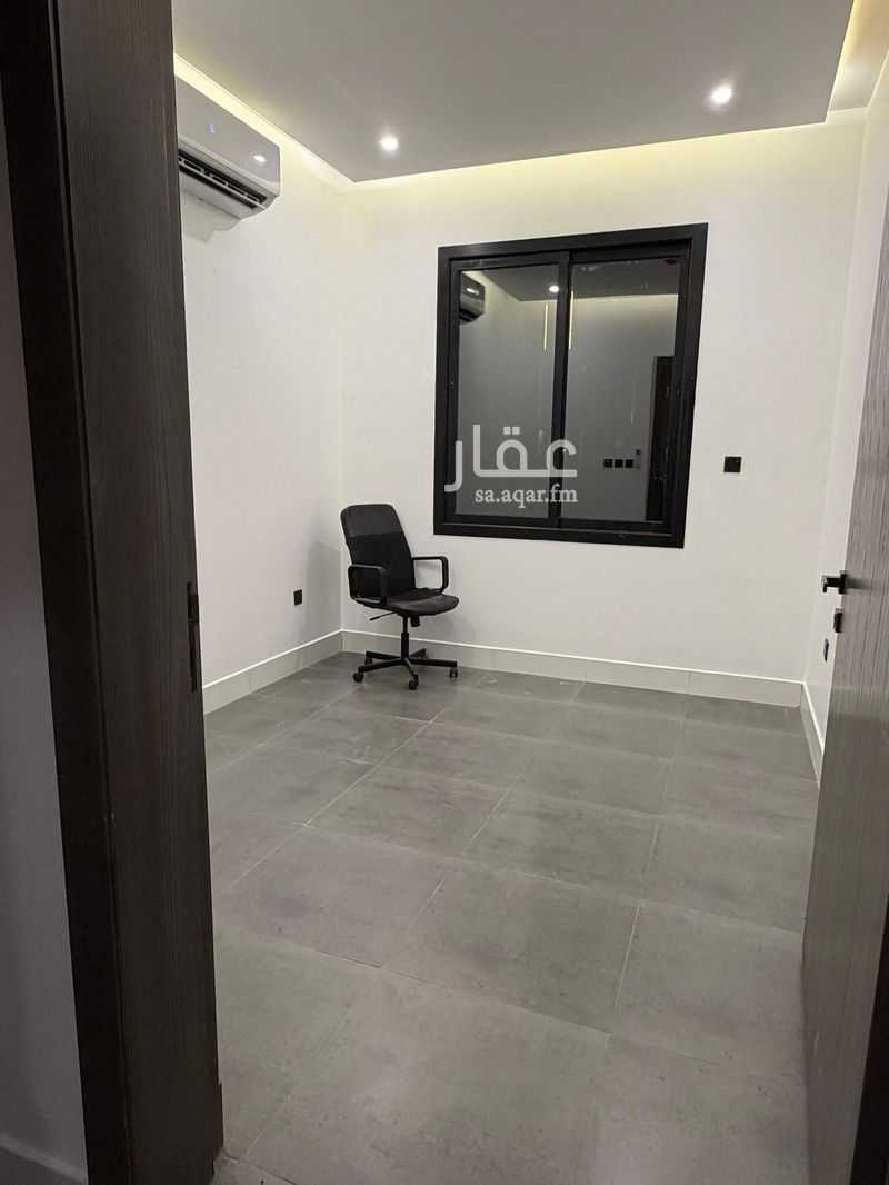 4 bedroom apartment in Al Aridh, Riyadh 6