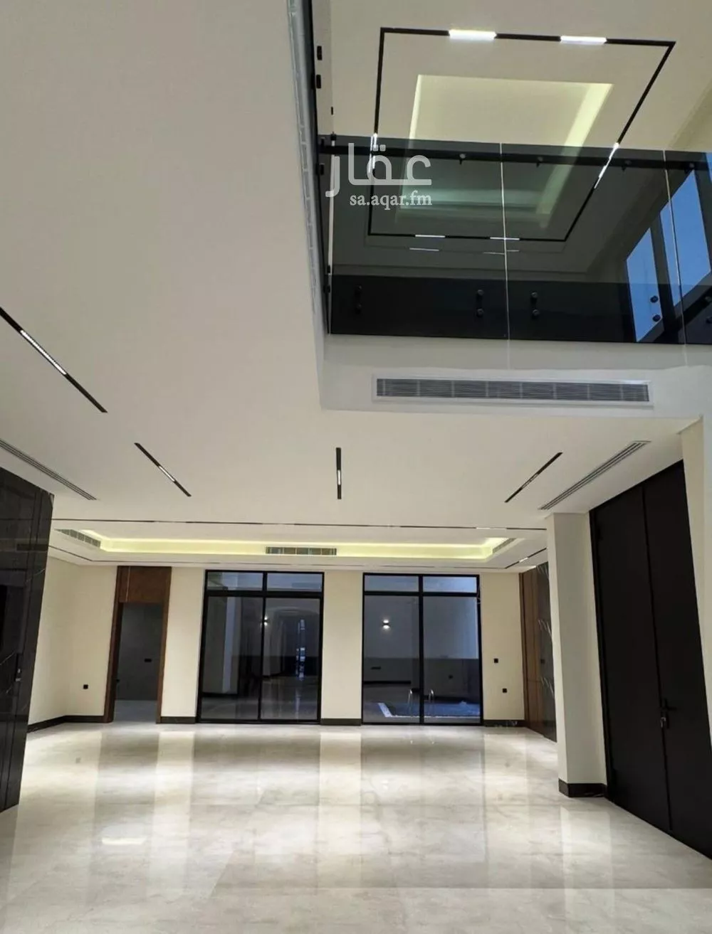 فيلا 5 غرف في الملقا 5