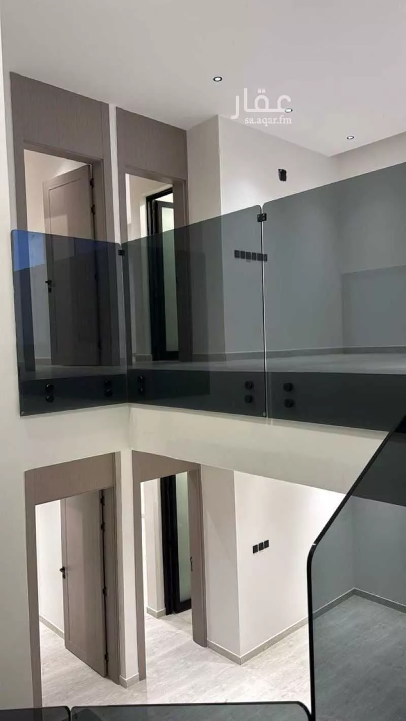 فيلا 7 غرف في الأمل 3