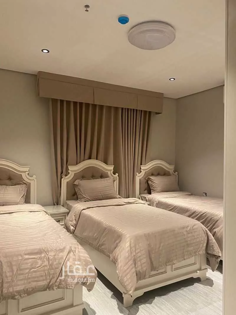 شقة 4 غرف في الخور 3