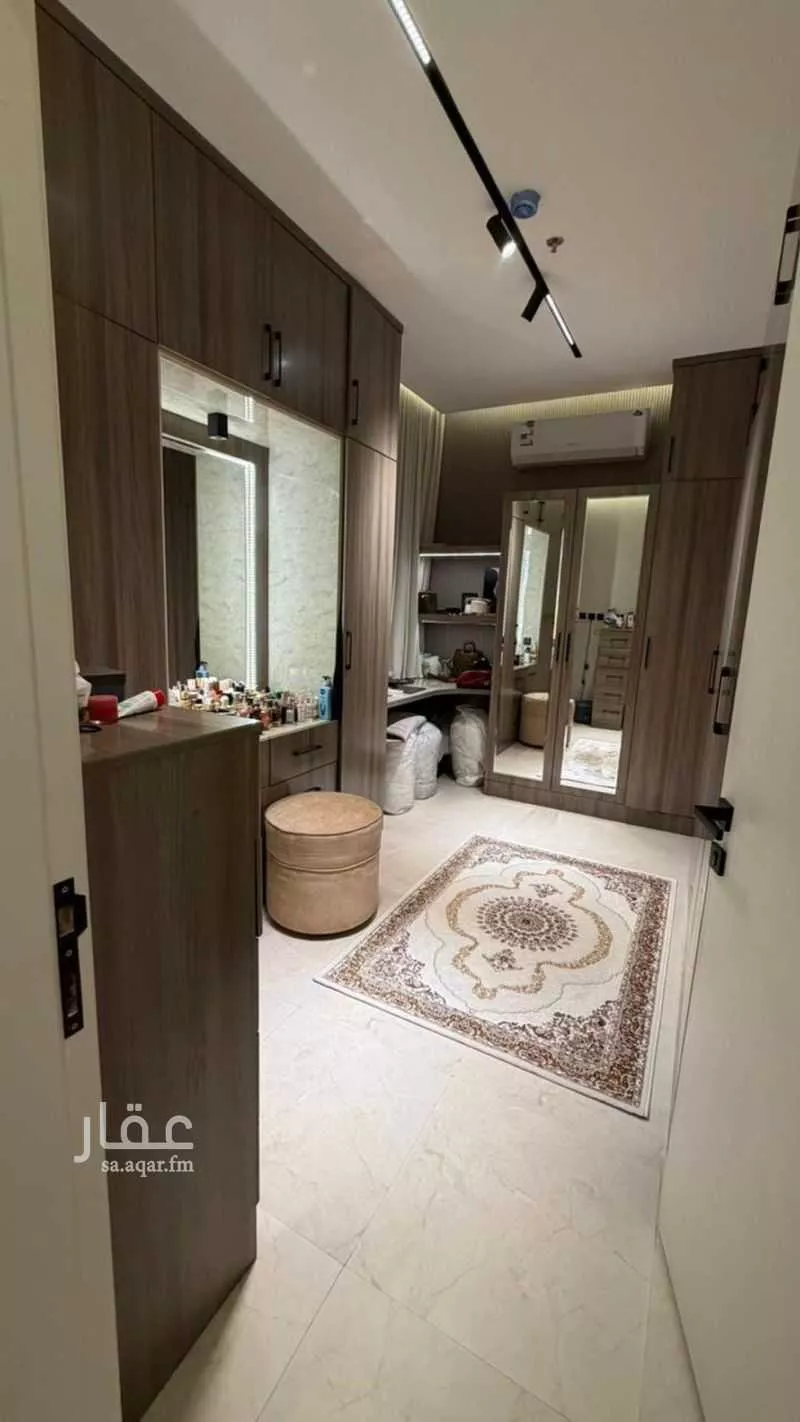 شقة 3 غرف في المغرزات 4