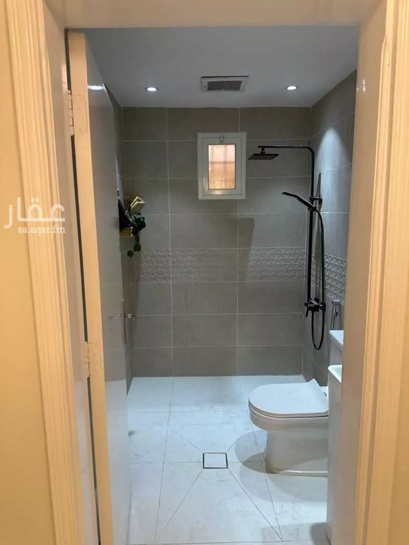 5 bedroom villa in At Taawon, Riyadh 13