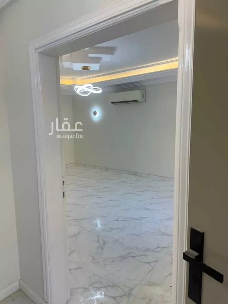 5 bedroom villa in At Taawon, Riyadh 6