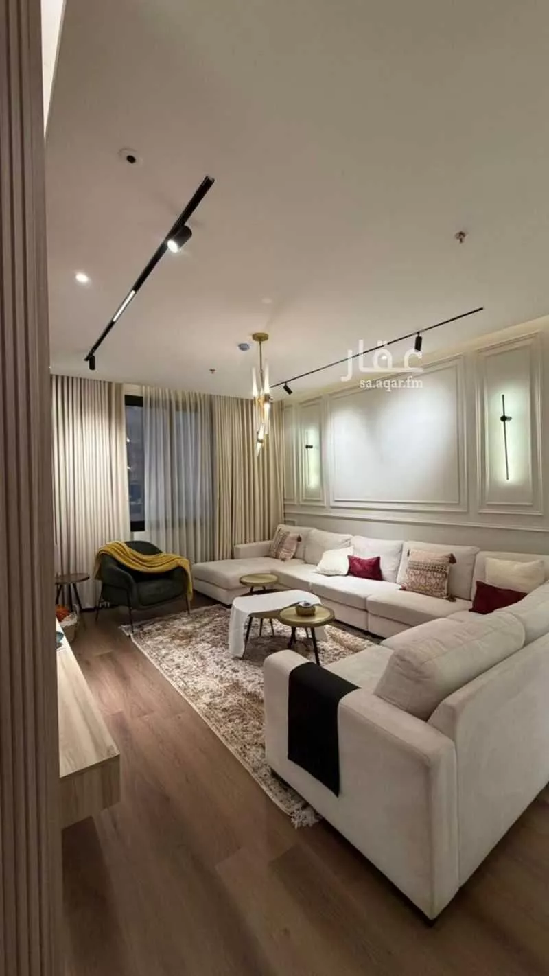 شقة 3 غرف في المغرزات 1