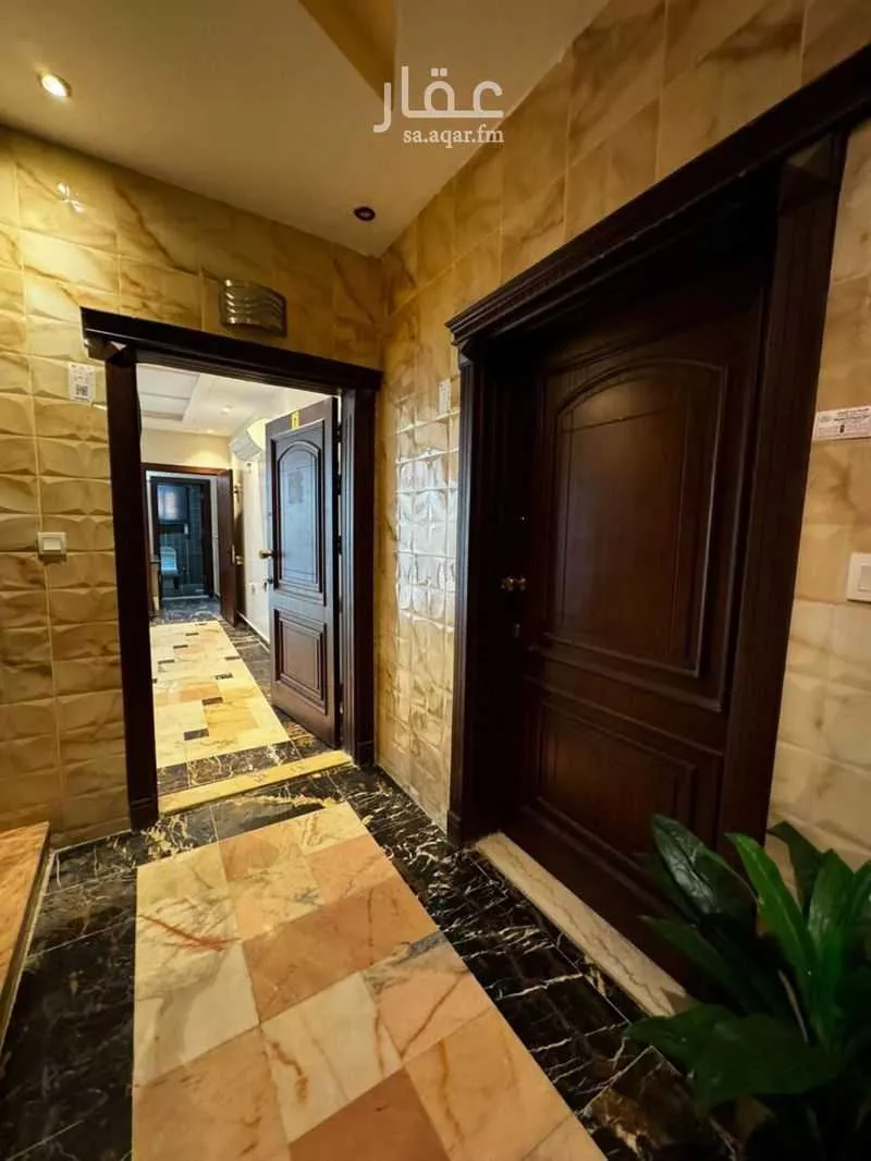 شقة 5 غرف في الروضة 4