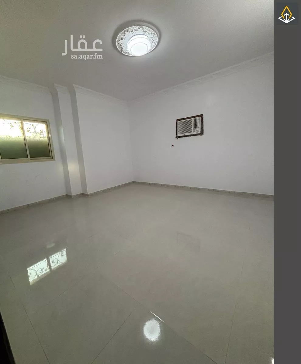 3 bedroom floor in Al Munsiyah 5