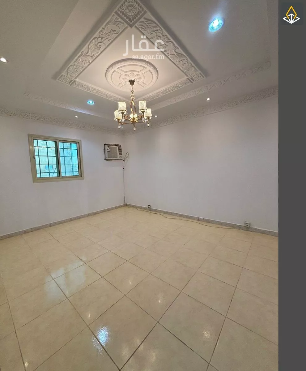 3 bedroom floor in Al Munsiyah 1