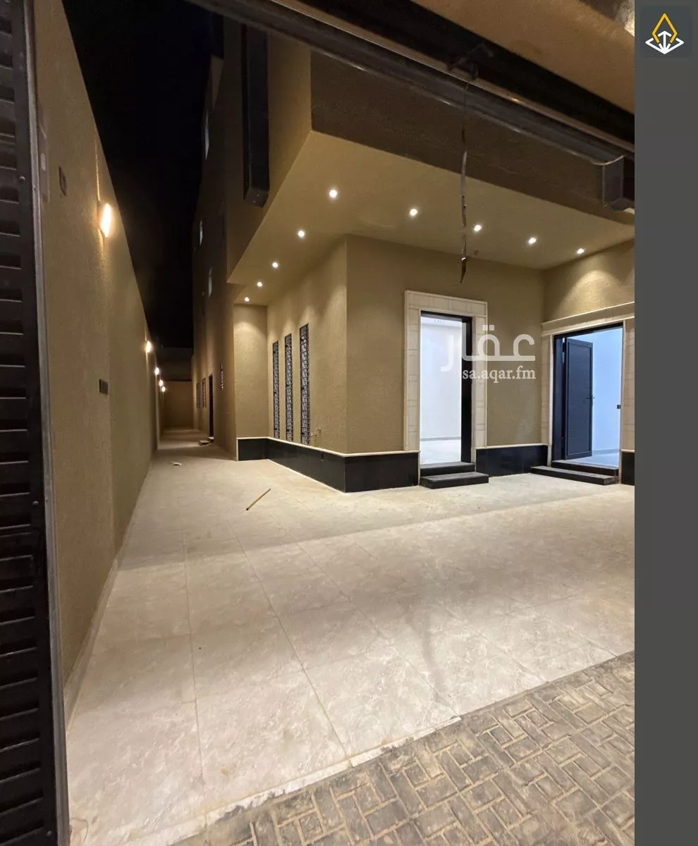 4 bedroom villa in Al Janadriyah 2