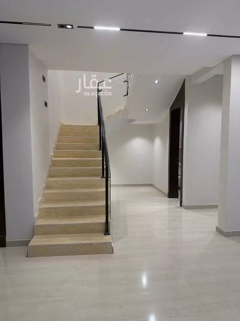 دور 8 غرف في السويدي 5