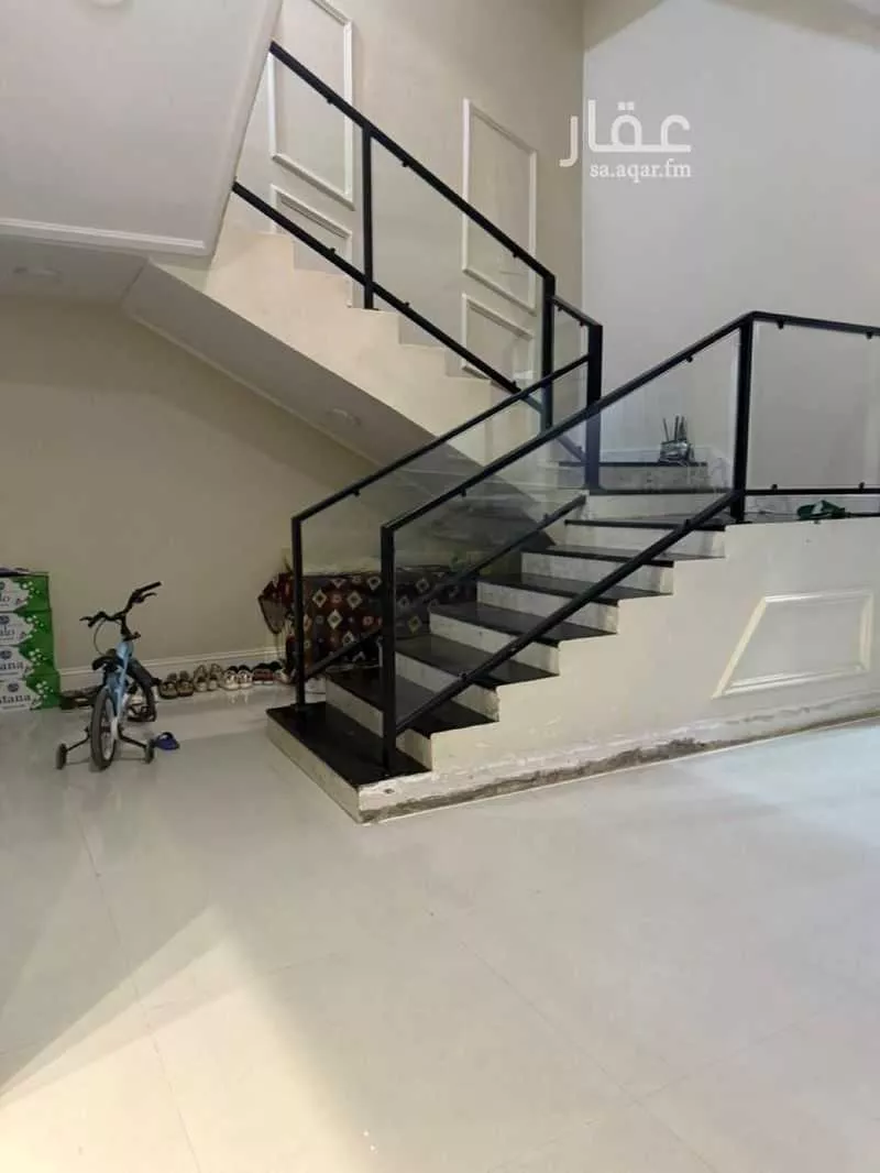 5 bedroom villa in Al Rimal 4