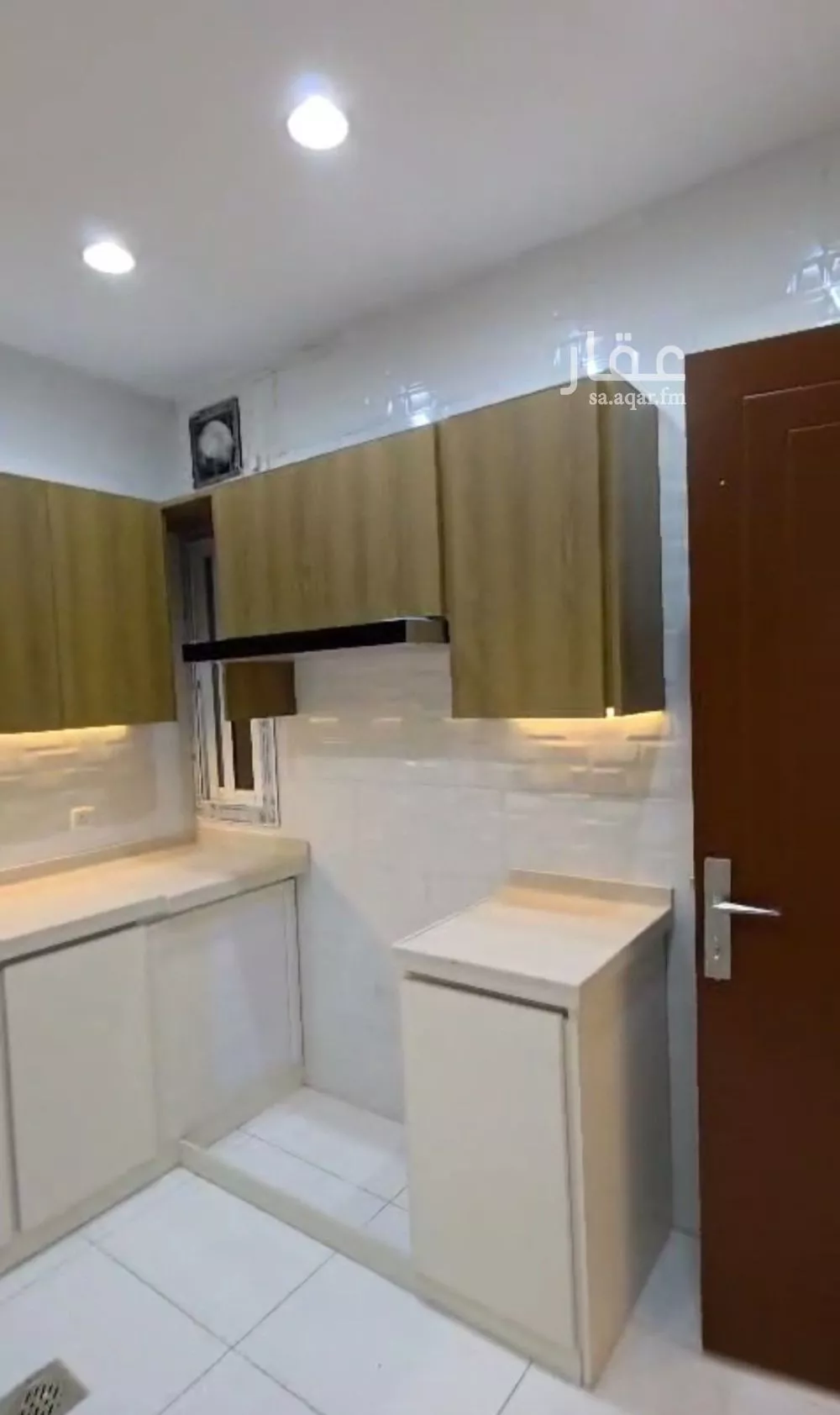 شقة 5 غرف في الواحة 2