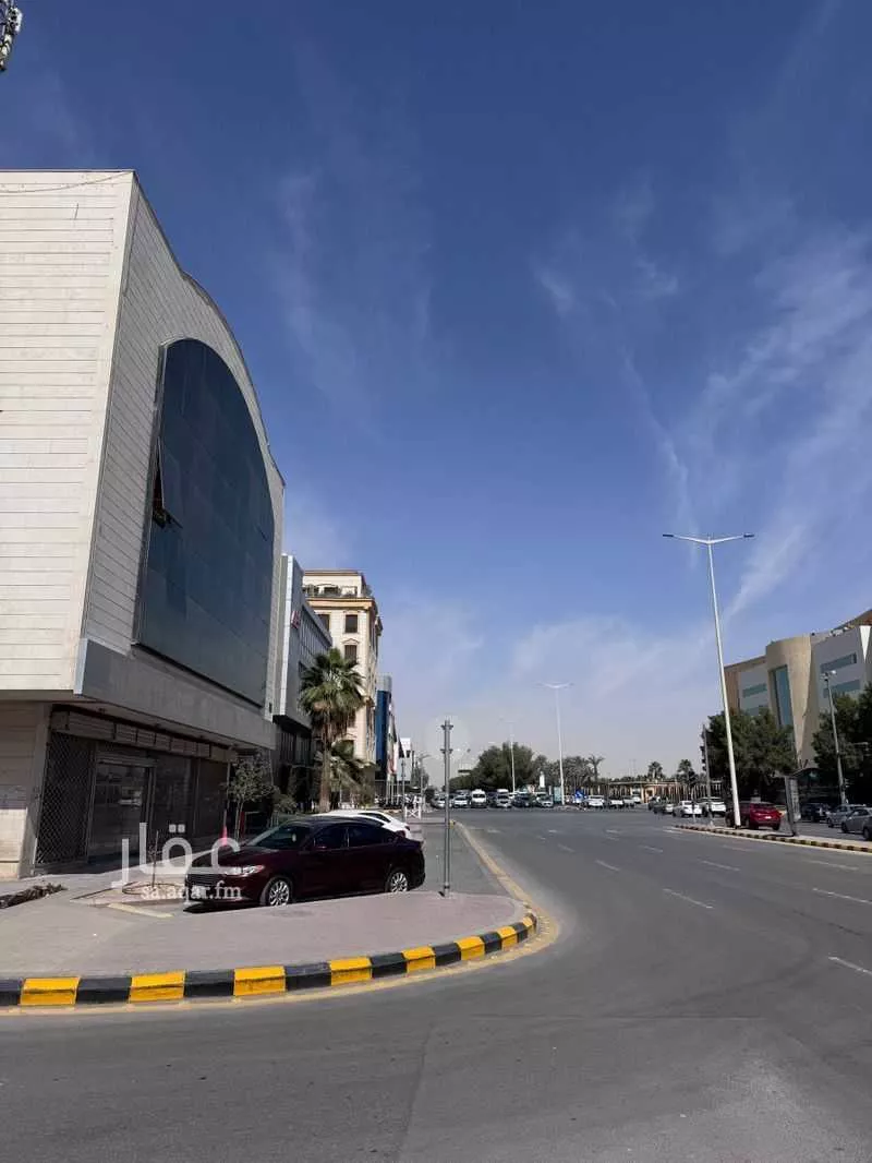 عمارة 1135 م² في الملز 4