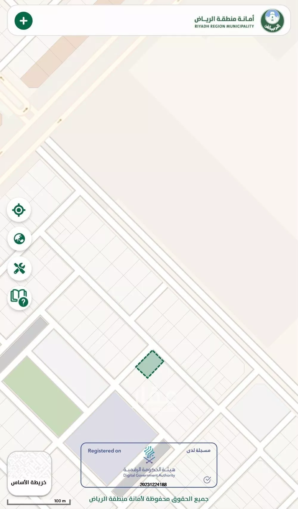 أرض 900 م² في عريض 4