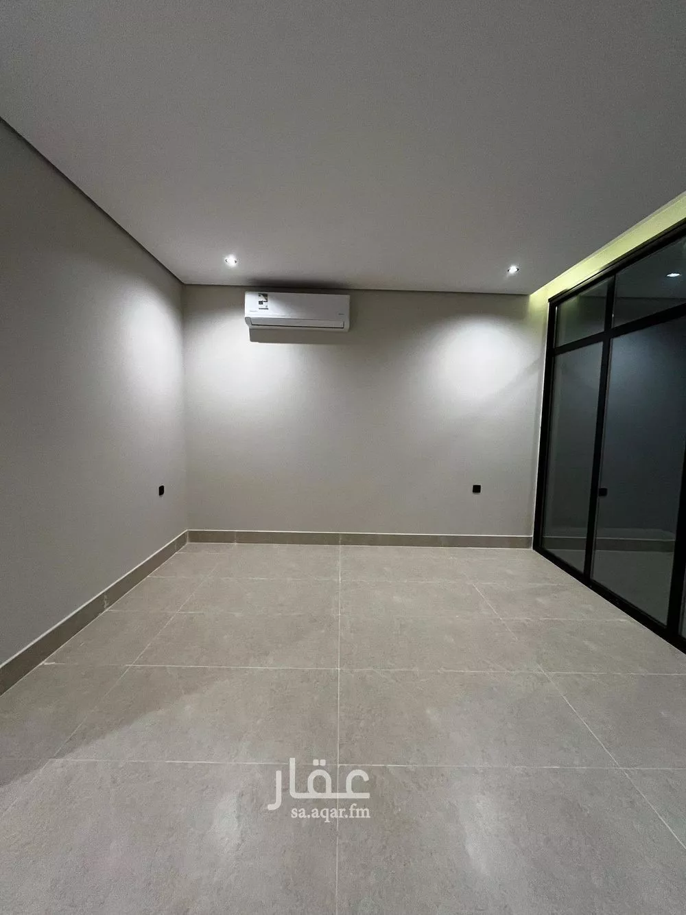 شقة 5 غرف في الحمرا 3