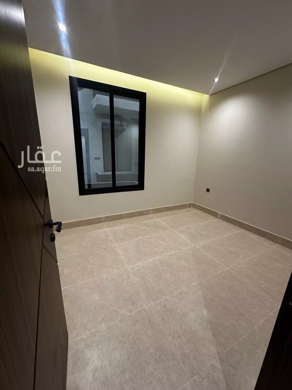 4 bedroom apartment in Al Hamra, Eastern Province 6