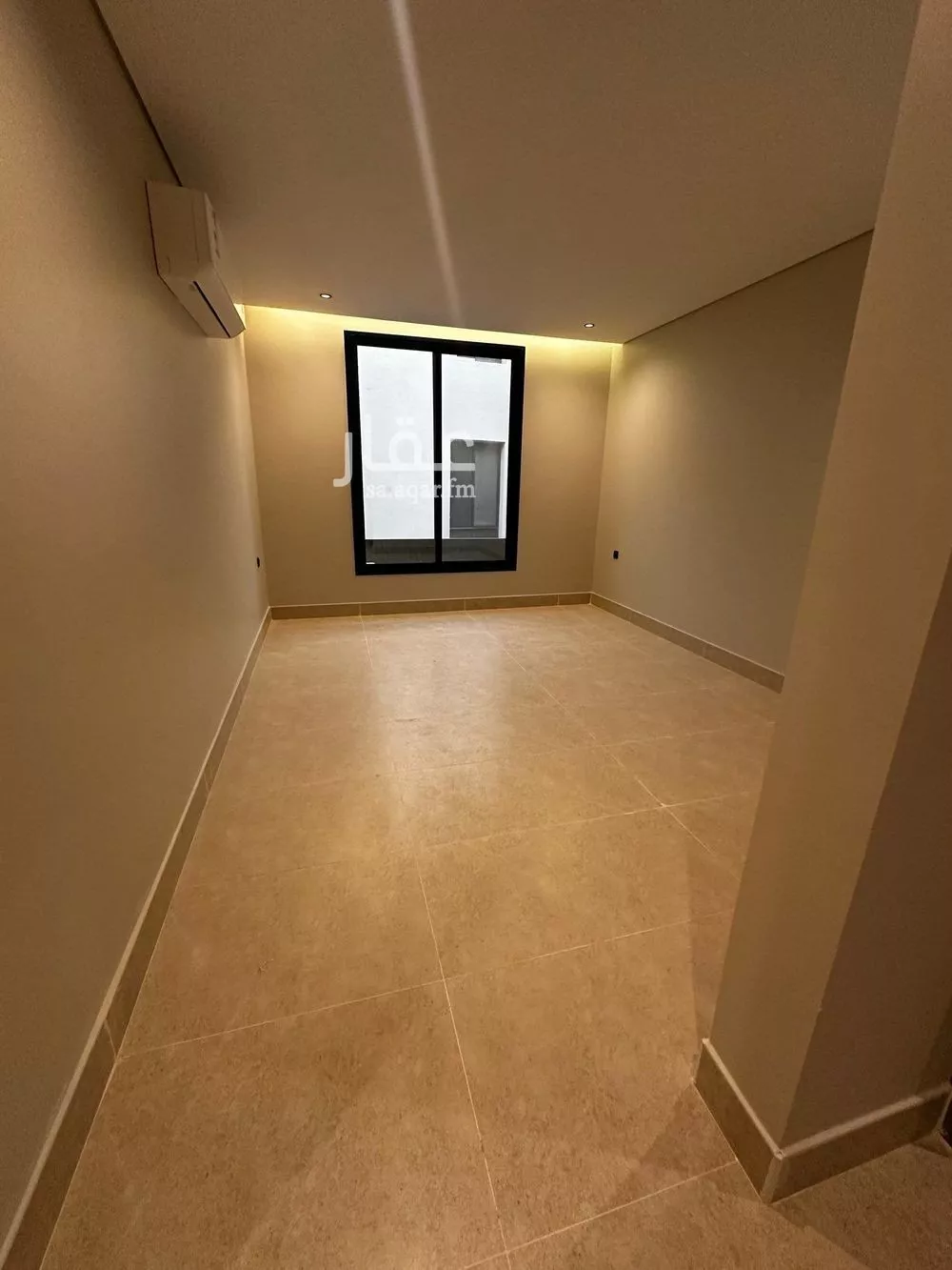 3 bedroom apartment in Al Hamra, Eastern Province 9