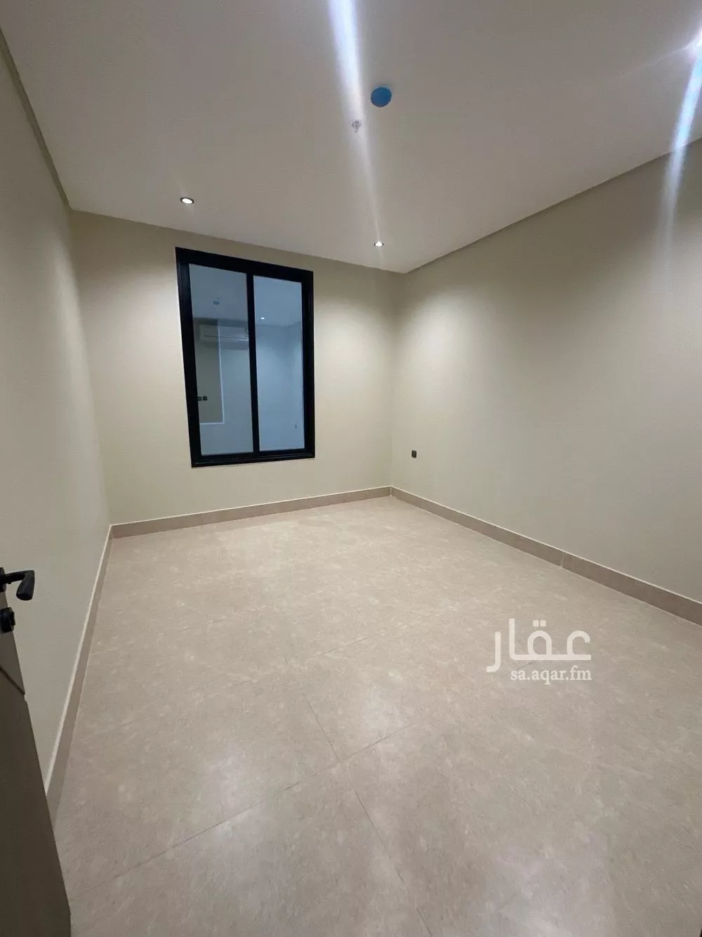 4 bedroom apartment in Taibah, Eastern Province 7