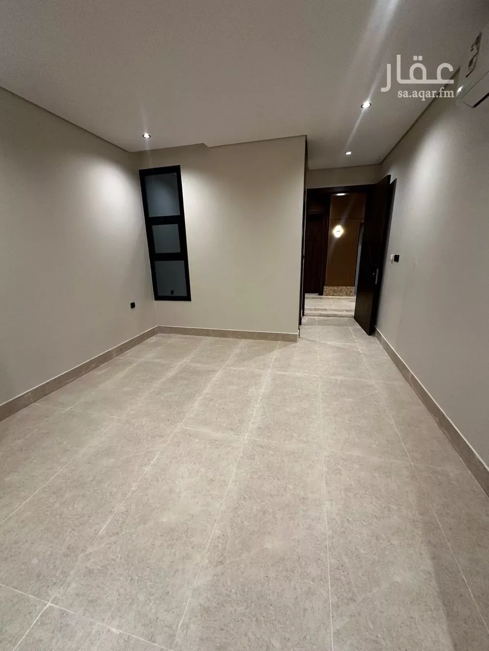 4 bedroom apartment in Al Hamra, Eastern Province 9