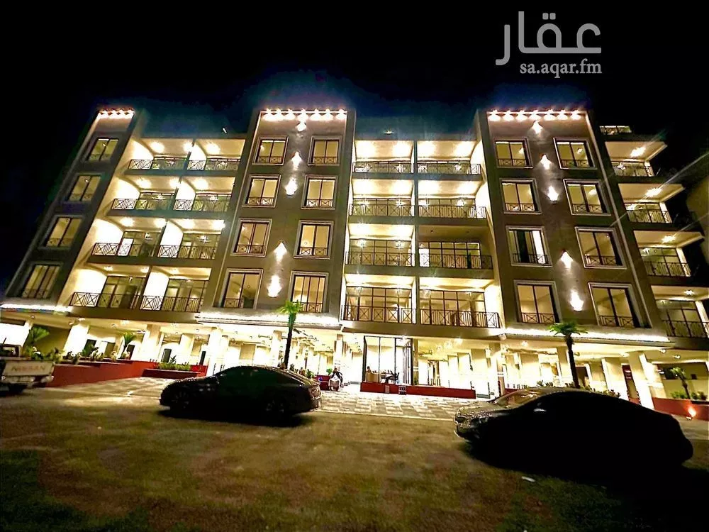 5 bedroom apartment in Al Hamra 5