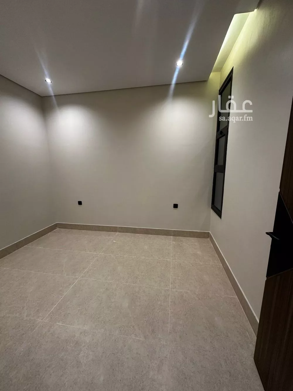 شقة 5 غرف في الحمرا 4