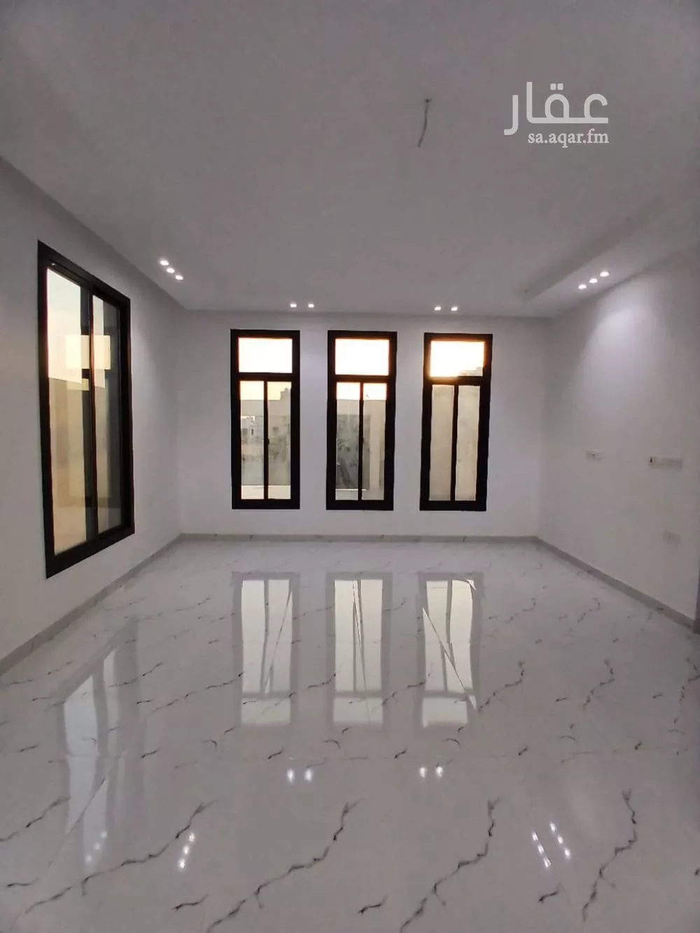 فيلا 9 غرف في الصوارى 3