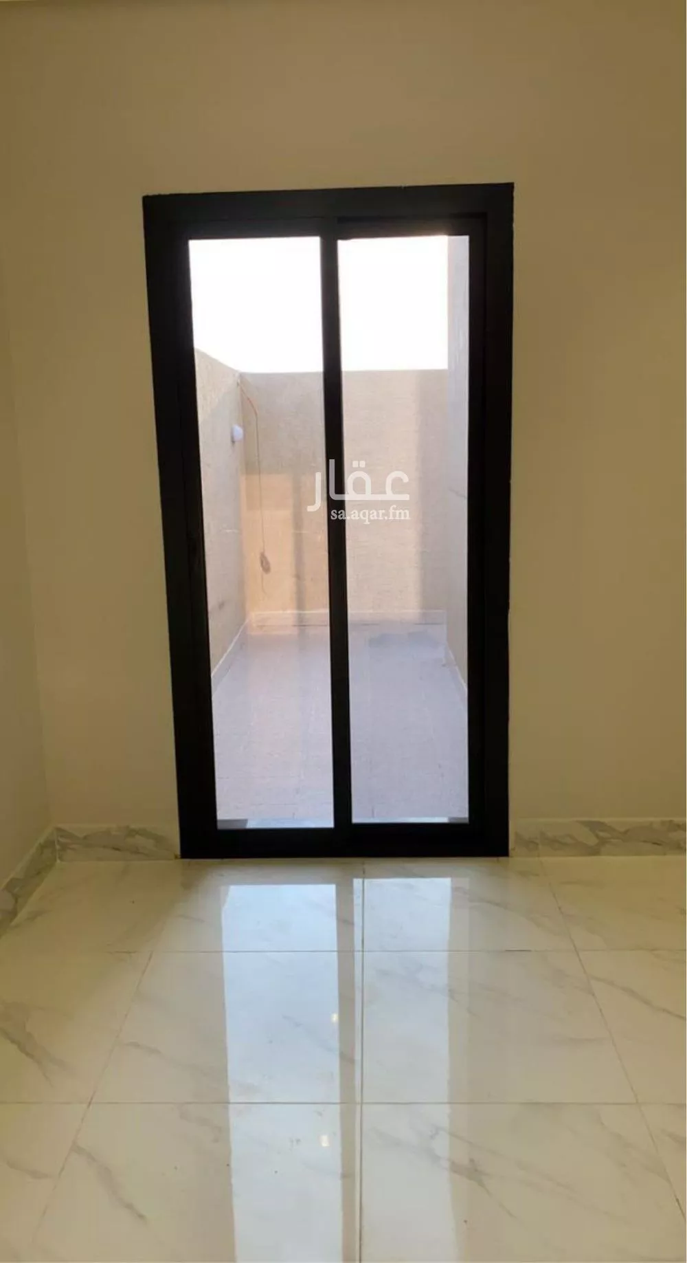 فيلا 5 غرف في الفروسية 5