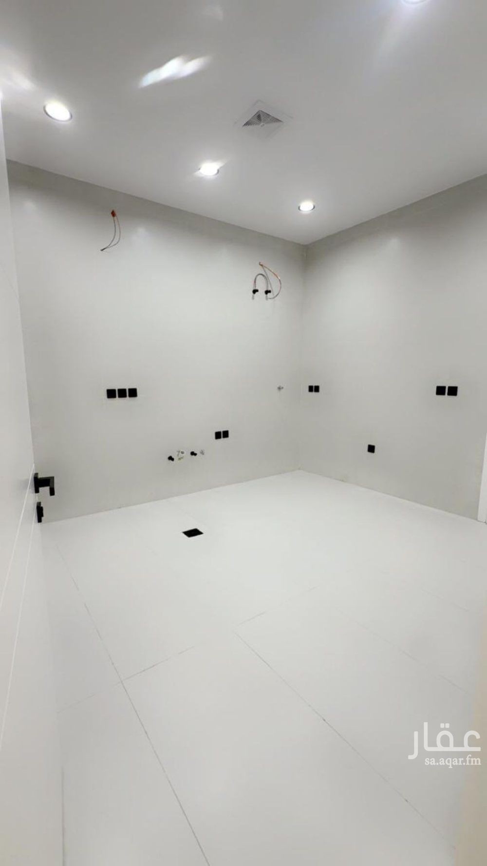 6 bedroom villa in Al Bashaer, Jeddah 8