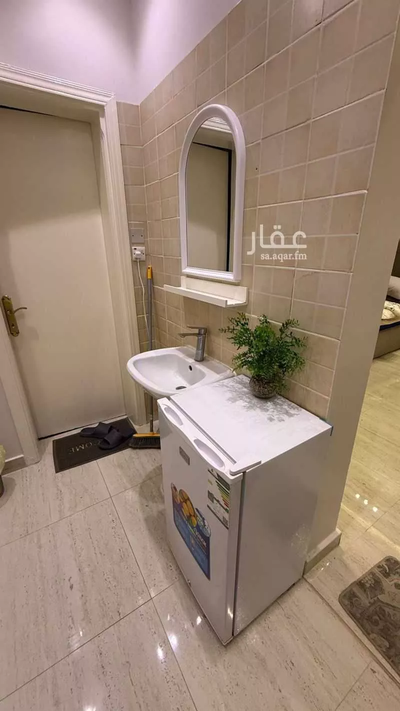 شقة 1 غرف في الخليج 5