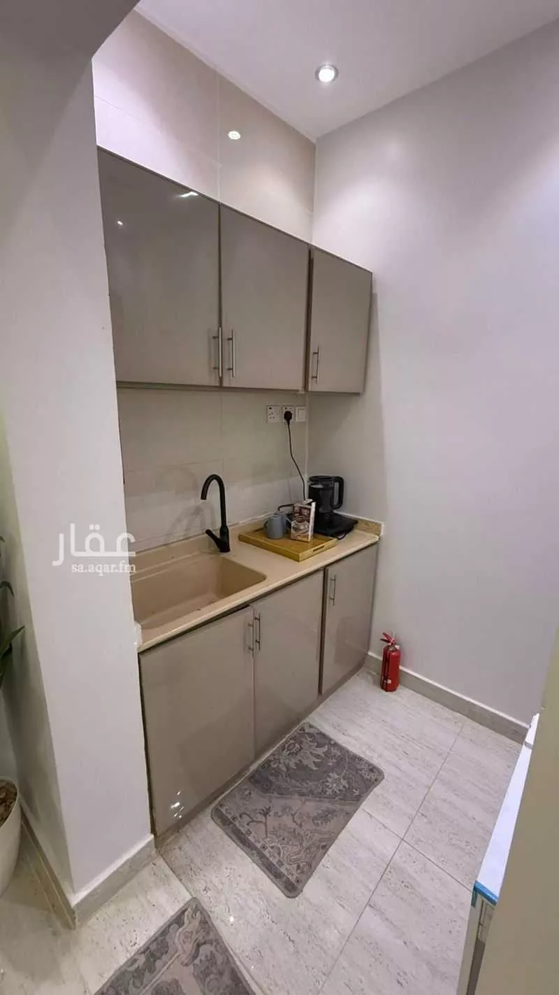 شقة 1 غرف في الخليج 4