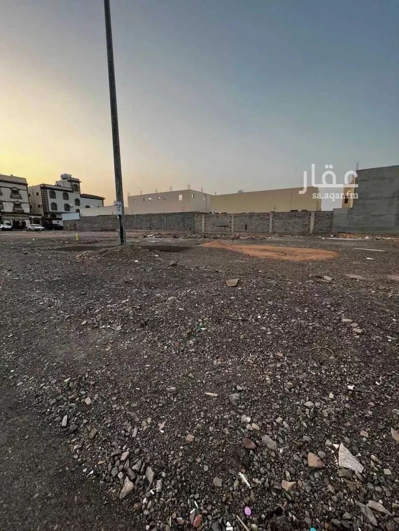 أرض 540 م² في السكة الحديدية