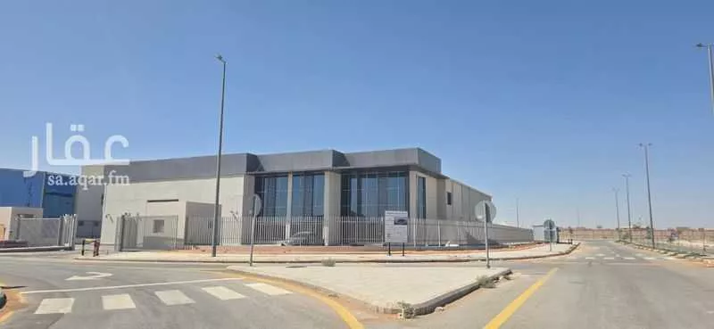 مستودع 3055 م² في الرياض 1