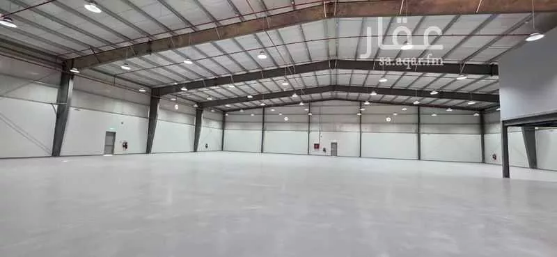 مستودع 3055 م² في الرياض 3