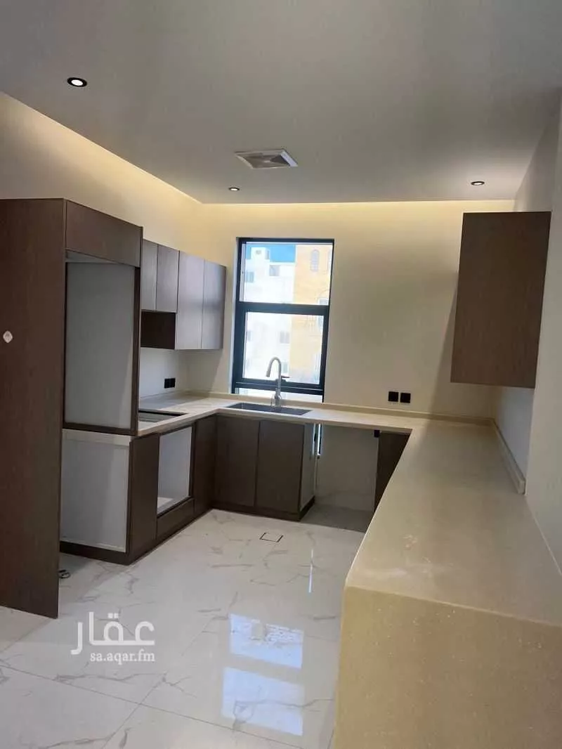 شقة 3 غرف في الحمرا 3