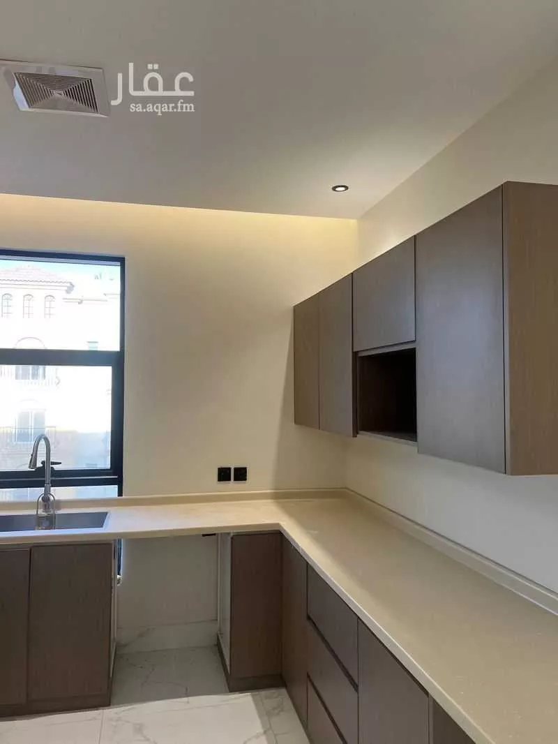 شقة 3 غرف في الحمرا 2