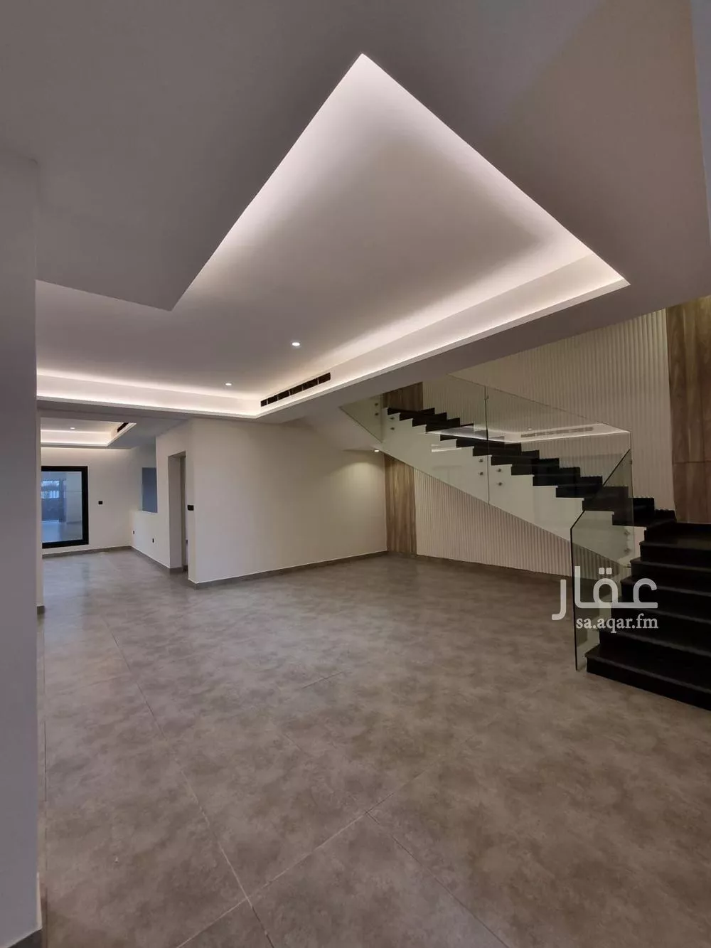 فيلا 7 غرف في الصوارى 3