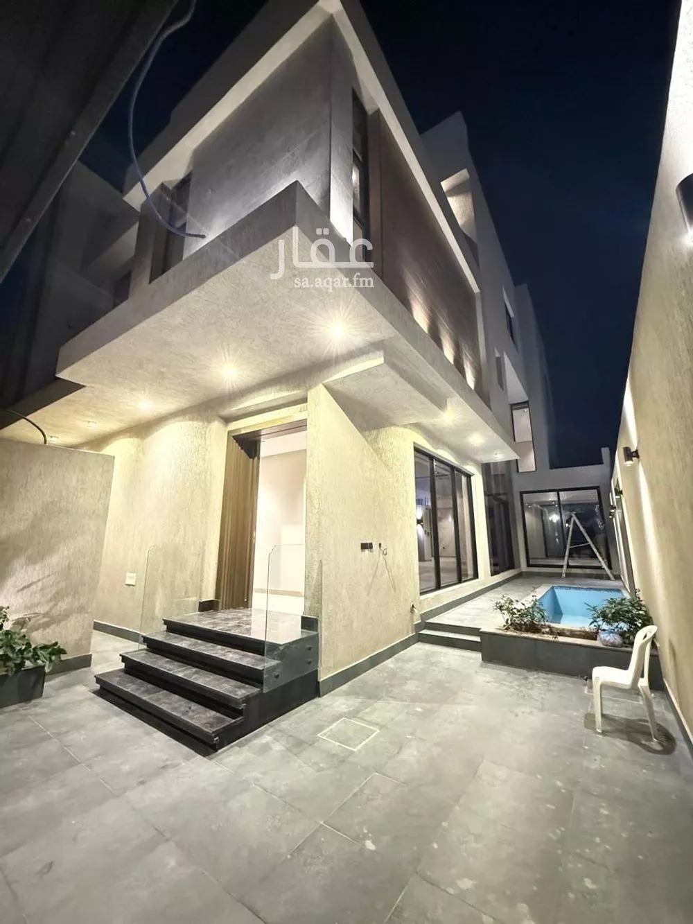 فيلا 7 غرف في الزمرد 2