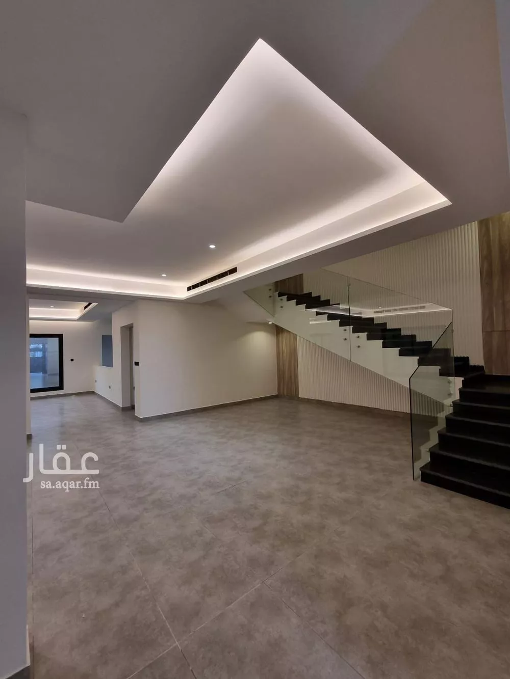 فيلا 7 غرف في الصوارى 4